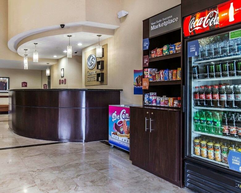 Hotel Comfort Suites Waycross