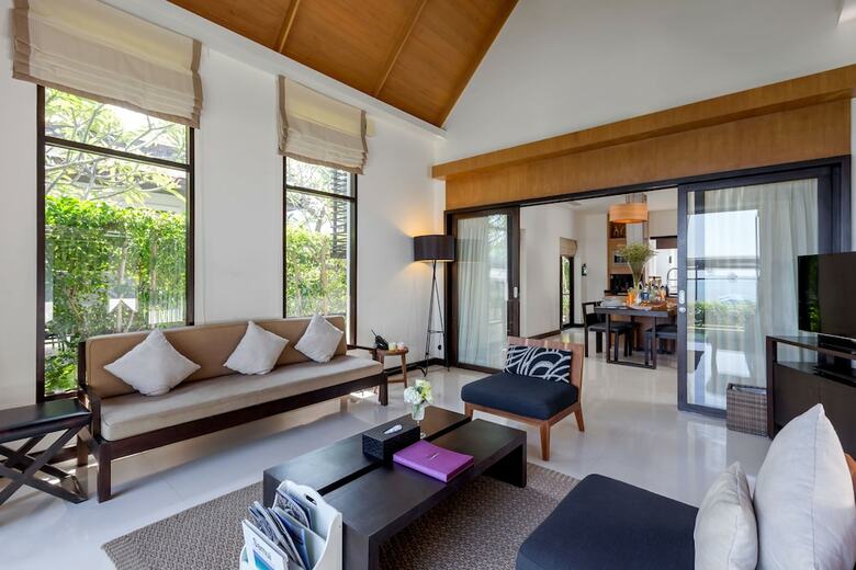 Hotel The Sea Koh Samui Beachfront Resort & Spa