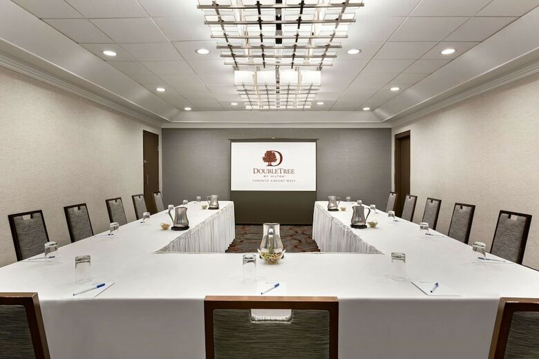 Hotel Doubletree By Hilton Toronto Airport West