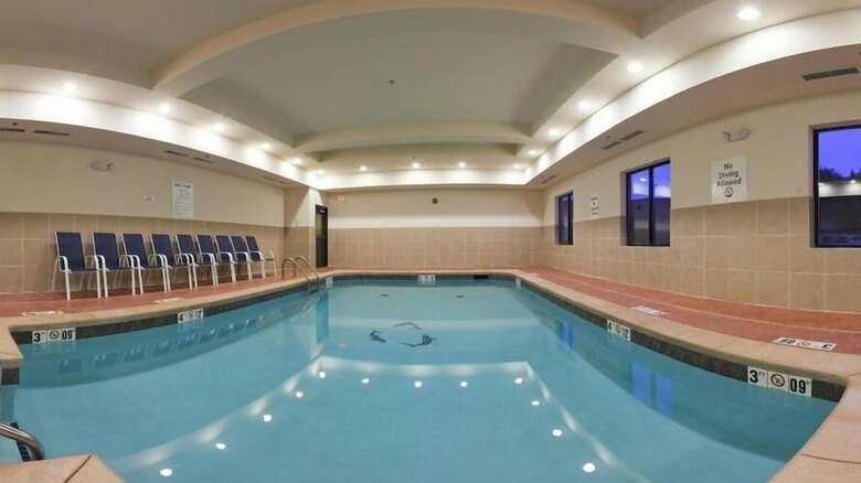 Hotel Holiday Inn Express & Suites Guthrie
