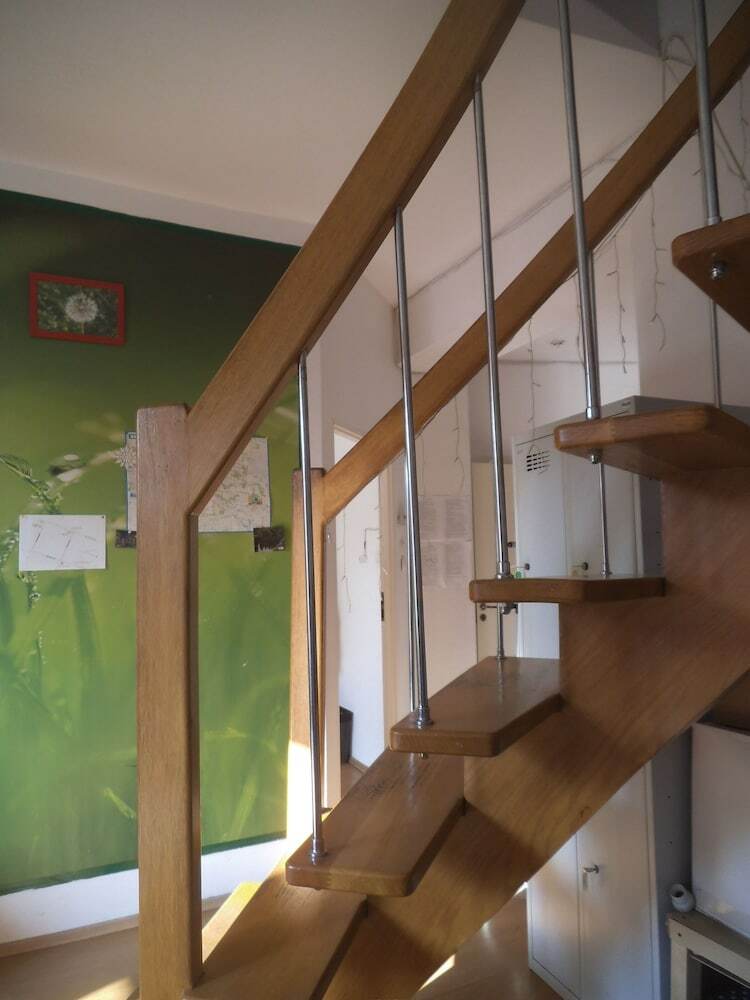 Hostal 1812 Hostel