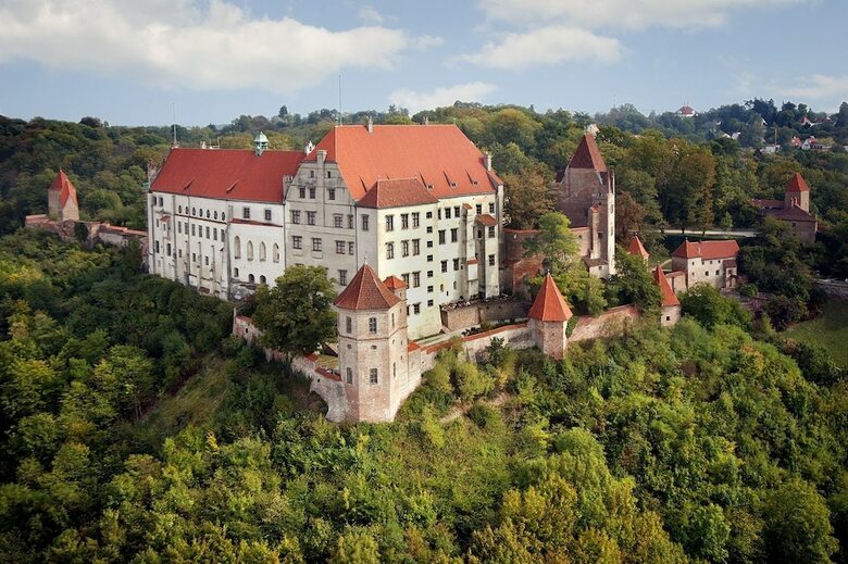 Hotel Himmel-landshut-hotel-restaurant-cafe