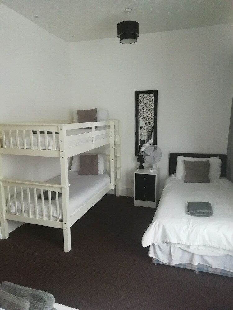 Hotel Aindale