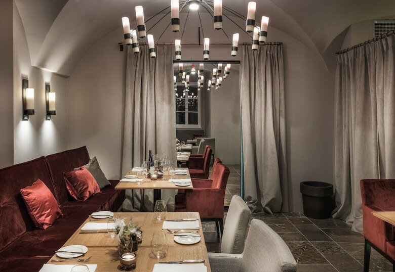 Hotel Chateau Clara Futura