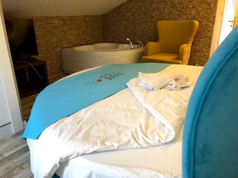 Hayat Rose Hotel