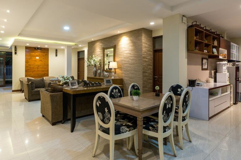 Hotel Jayagiri Guesthouse