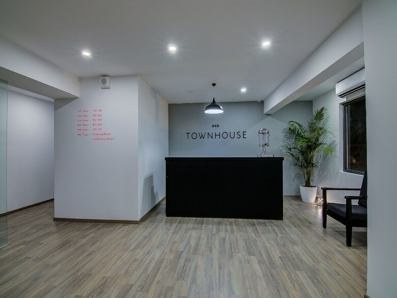 Hotel Oyo Townhouse 035 Indiranagar