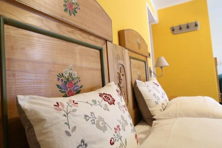 Hotel Albergo Centrale Forni