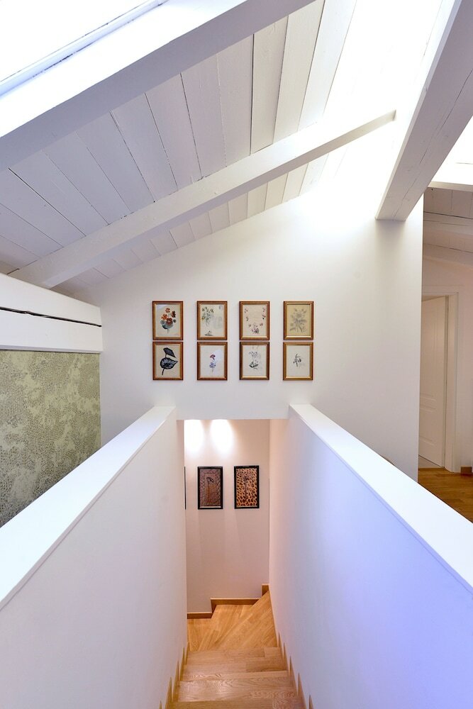 Al Cappello Rosso Suite Apartments