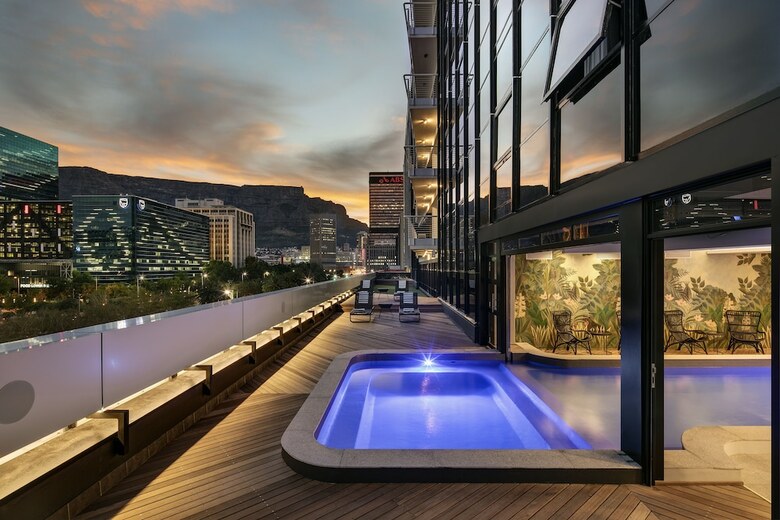 Aparthotel The Onyx Apartment Hotel
