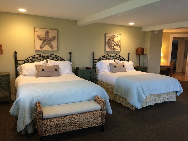 Motel Glen Cove Inn & Suites