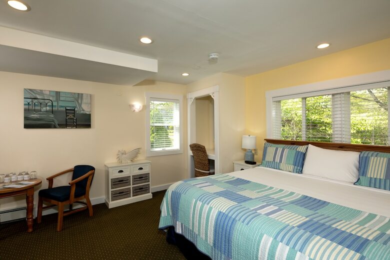 Motel Glen Cove Inn & Suites