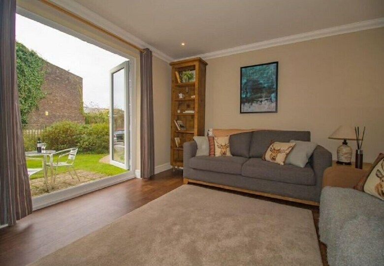 Apartamentos Lord Raglan House
