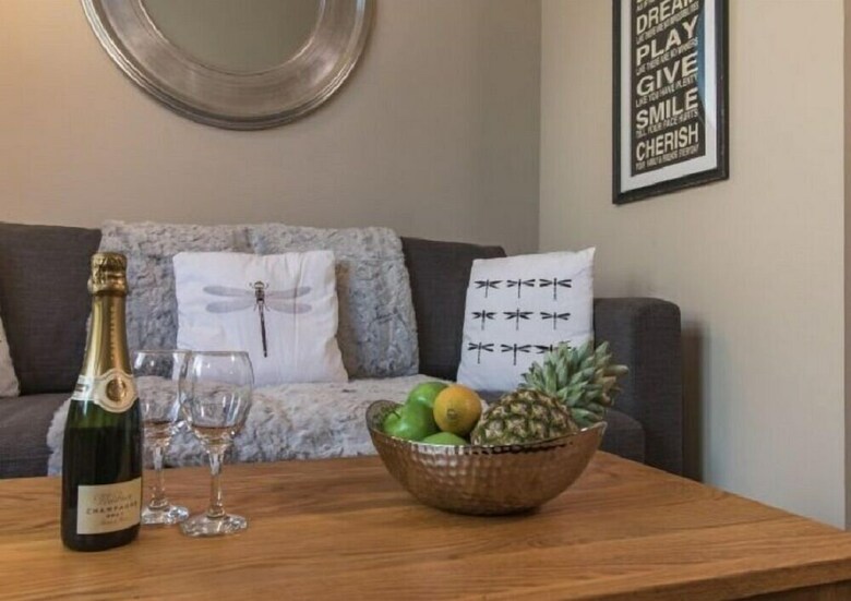 Apartamentos Lord Raglan House