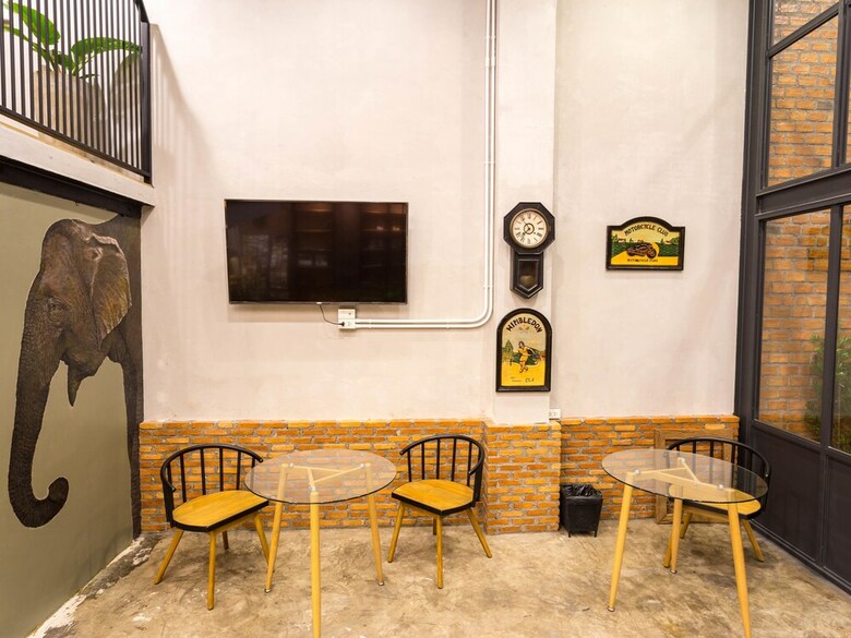Hostal Hobnob Hostel - Adults Only