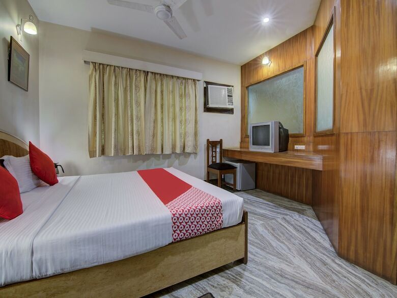 Hotel Oyo 15240 The Citi Inn