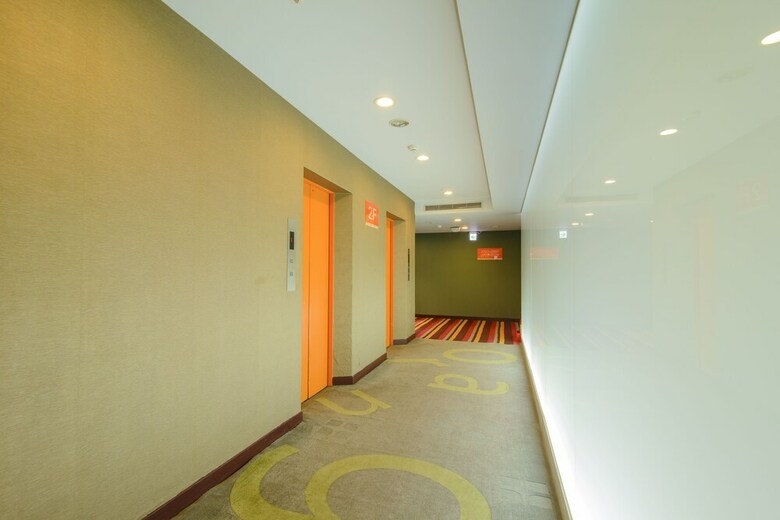San Hua Hotel