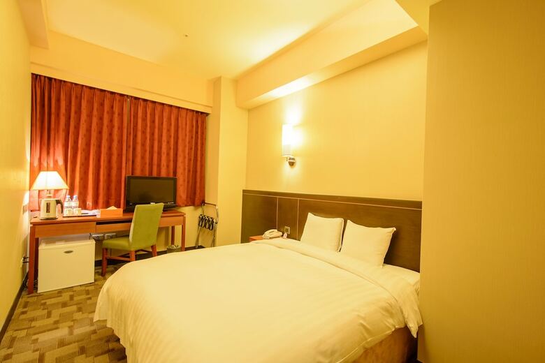 San Hua Hotel