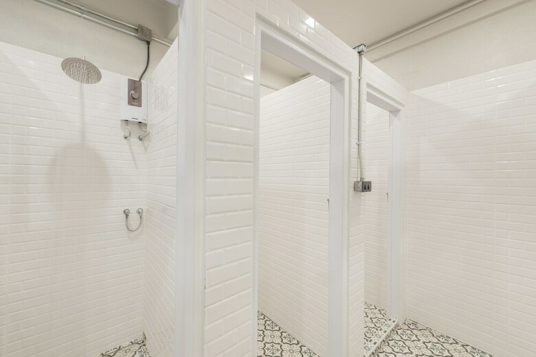 Hostal Bed & Bike Poshtel