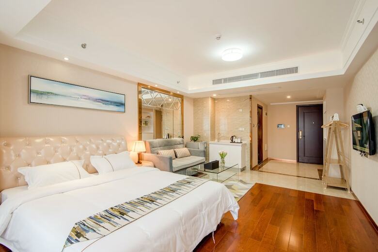 Galaxy Time Apartment Hotel