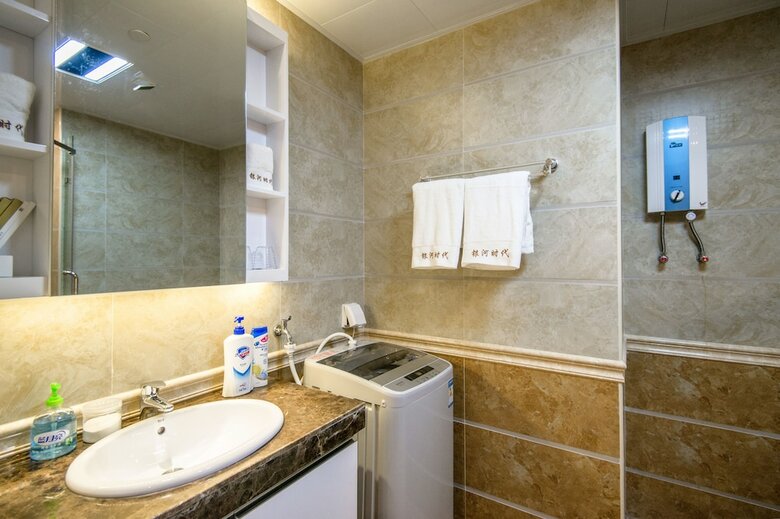 Galaxy Time Apartment Hotel