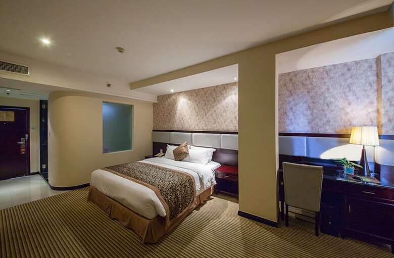 Very Nice Hotel