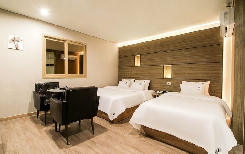 2night Hotel