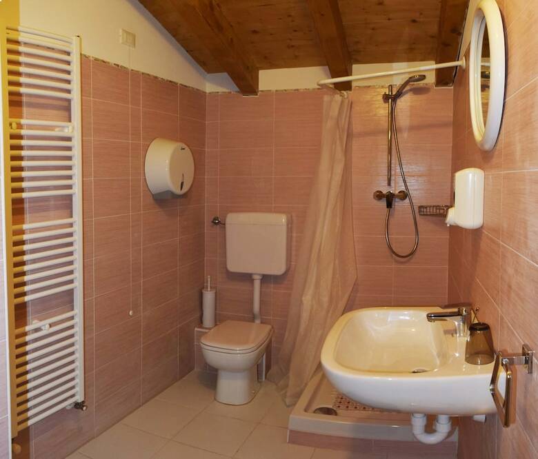 Hostal Ostello Castello Mina Della Scala