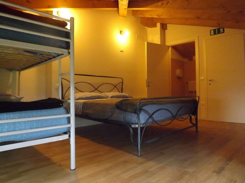 Hostal Ostello Castello Mina Della Scala