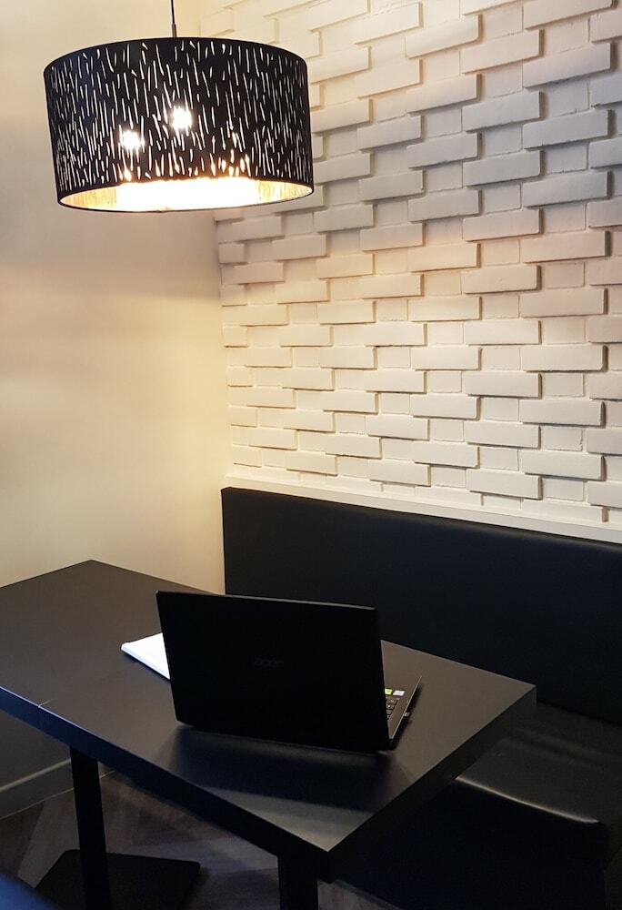 Hotel H�tel De Champagne