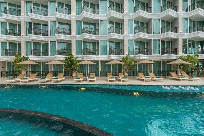 Hotel Lk Emerald Beach