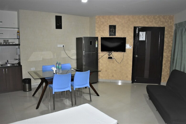 Hotel 4 Seasons Suites