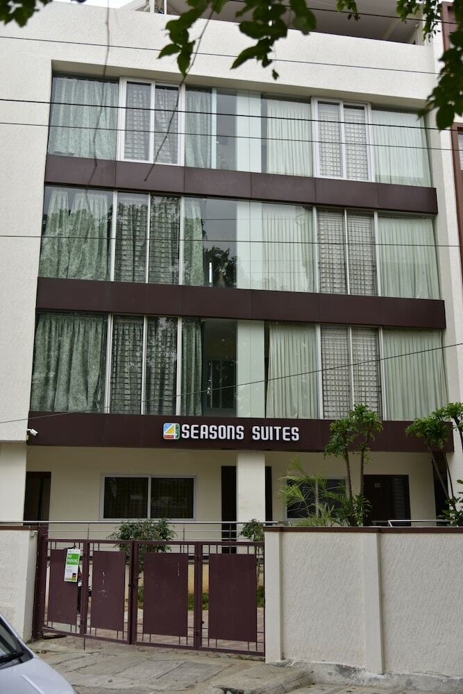 Hotel 4 Seasons Suites