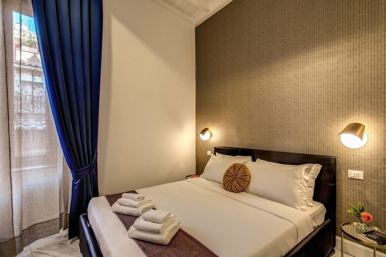 Hotel Little Queen Pantheon Residence