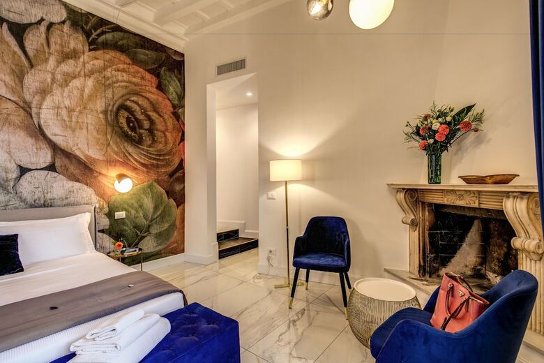 Hotel Little Queen Pantheon Residence
