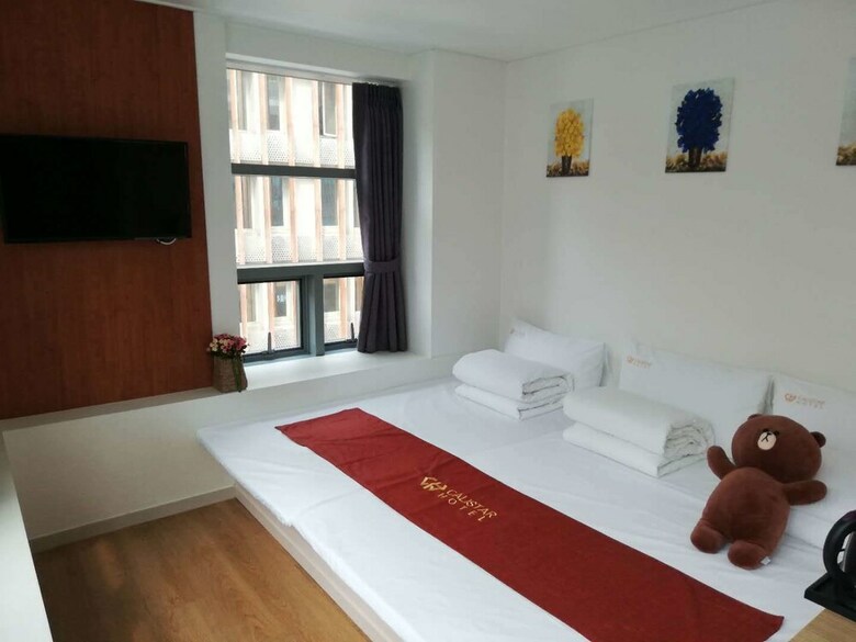 Calistar Hotel