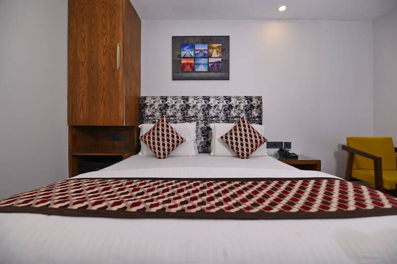 Hotel Nitya Maharani