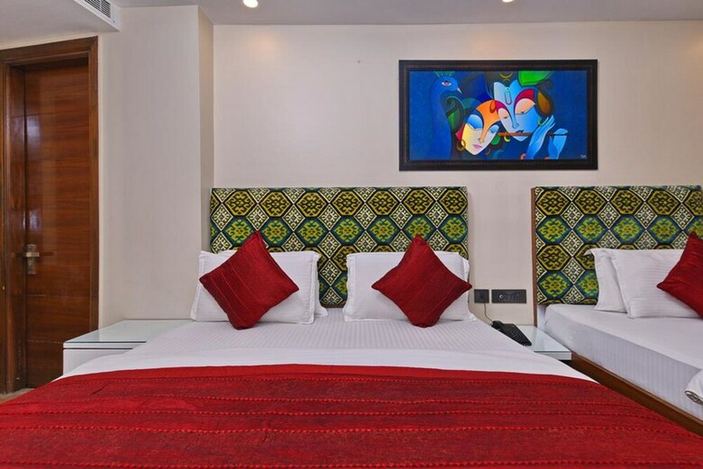 Hotel Nitya Maharani