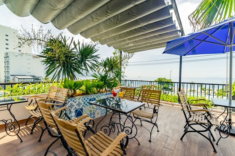 Hotel Cani Beach House