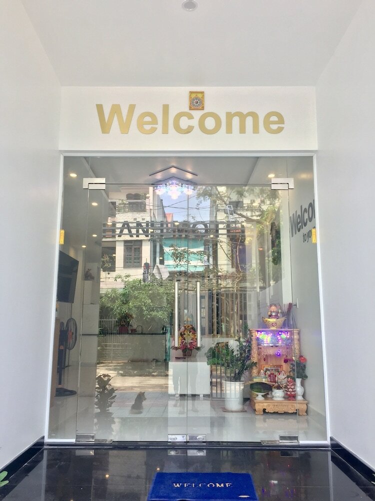 Hotel Nhat Khanh Motel