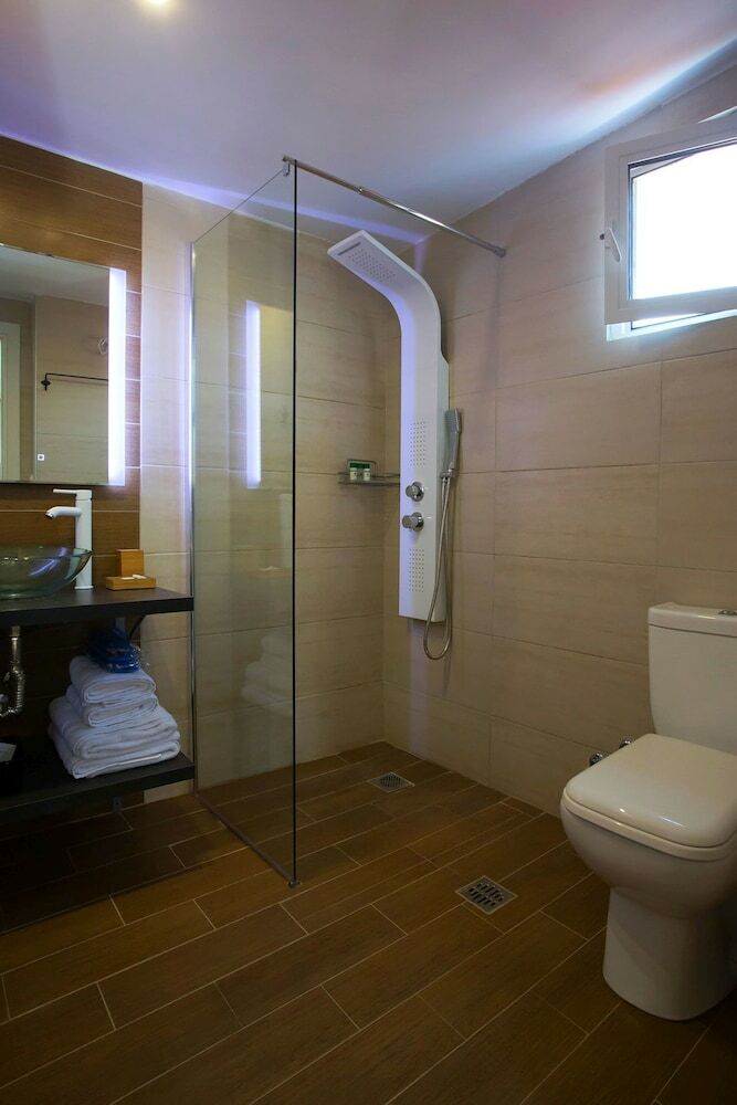Salonikiou Beach Luxury Residences