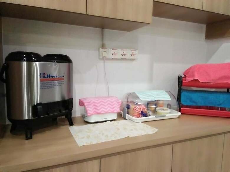 Jk Capsule Hostel