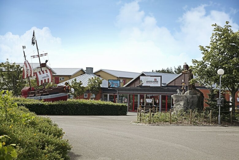 Legoland Pirates' Inn Motel