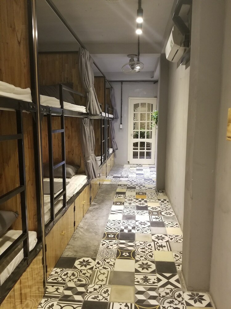 Hostal May Hostel