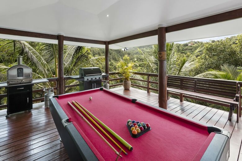 Sea Winds Luxury Villa