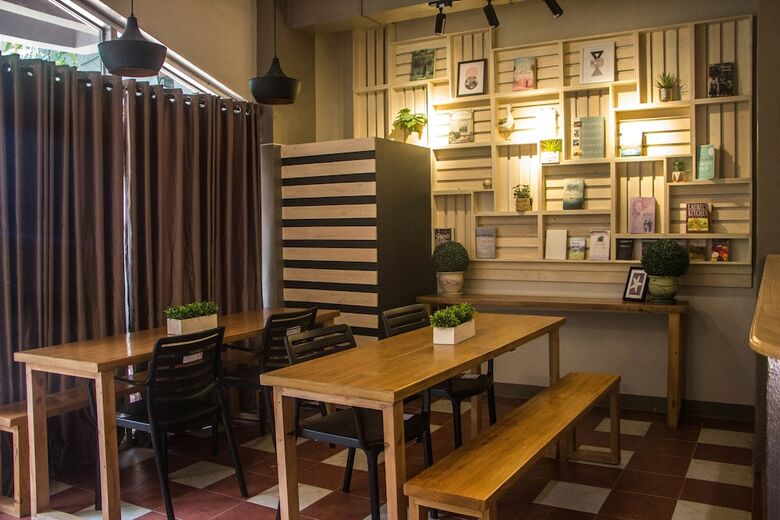 Hostal Bunks Hostel - Adults Only