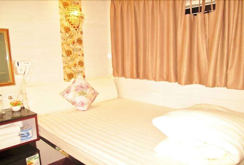 Hotel Reliance House Tower C