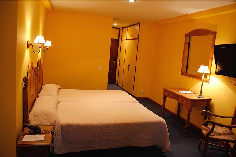 Hotel Edelweiss Candanchu
