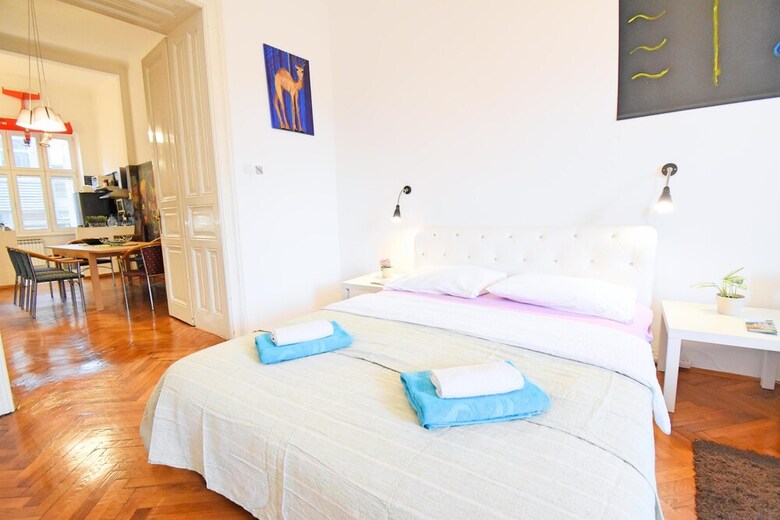 Tomislav Art Apartment