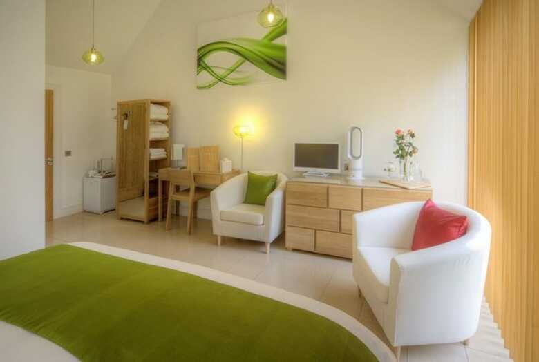 Hotel Grove Guest House